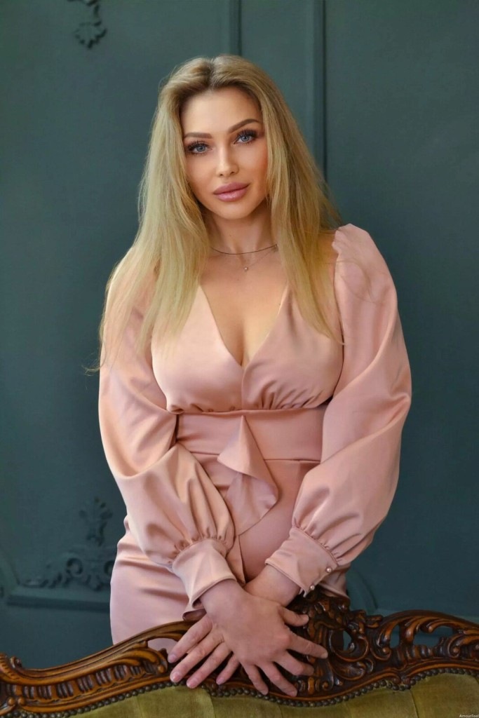 Anna Profile image 5