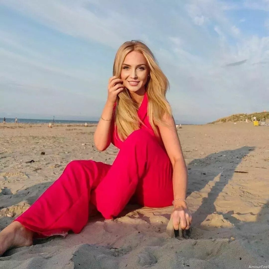 Olena Profile image 3