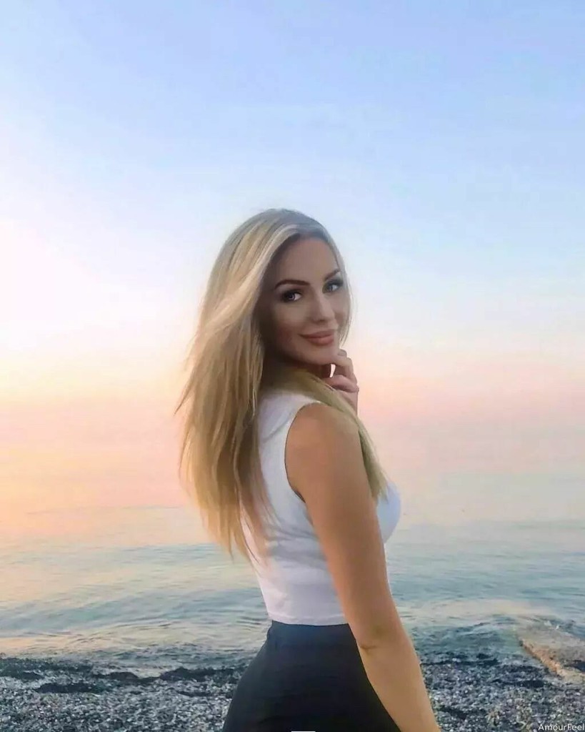 Olena Profile image 2