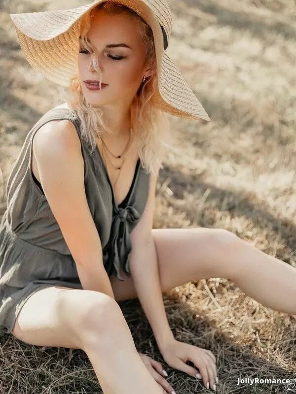 Hanna Profile image 3
