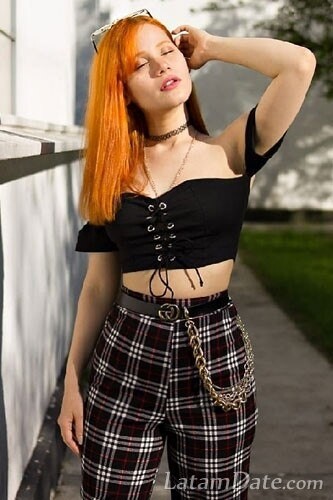 Leticia Profile image 1