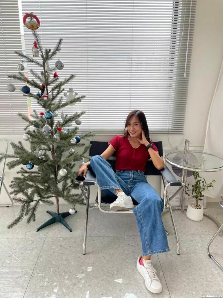 Lalisa Profile image 2