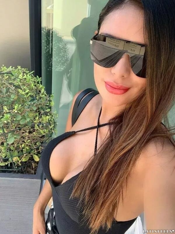 Sara Profile image 3