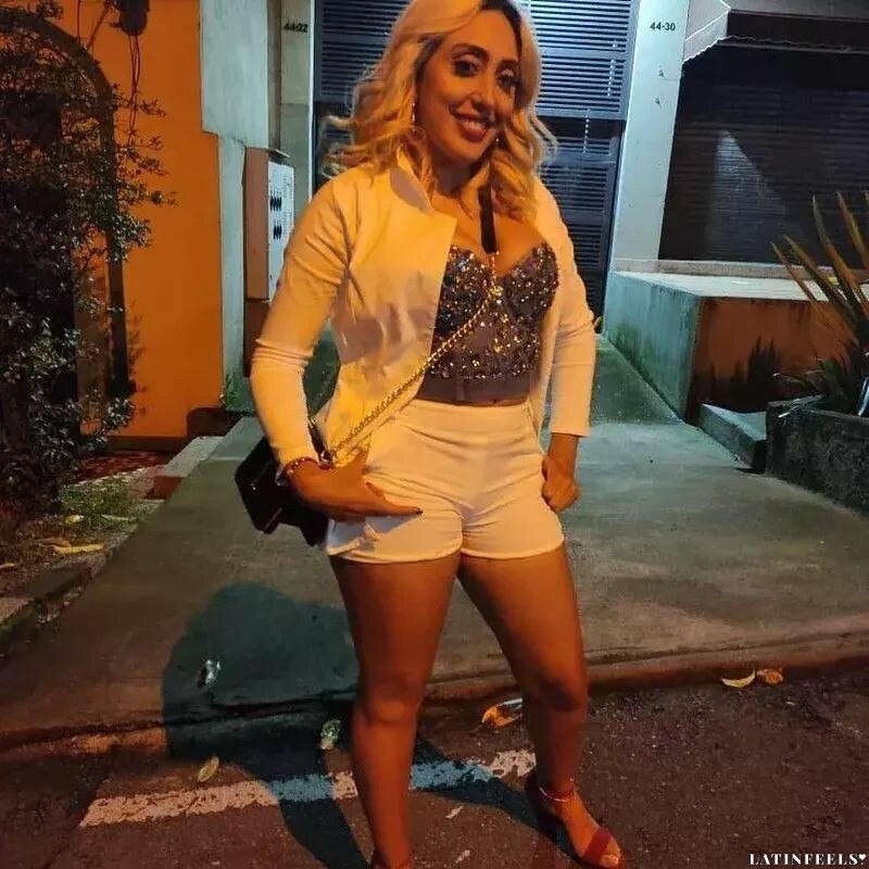 Yenis Profile image 1