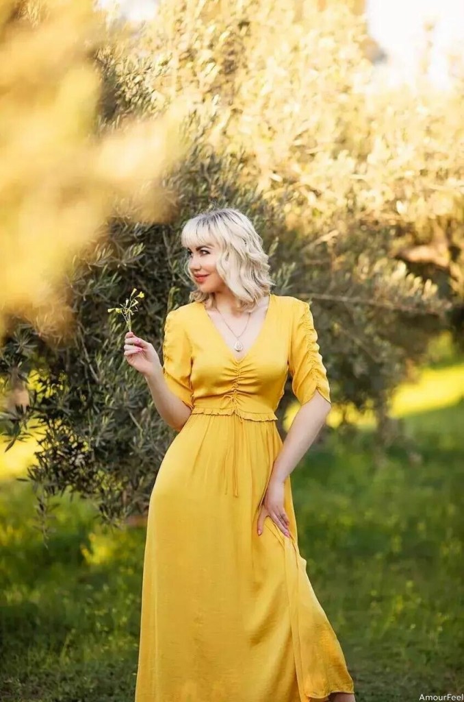 Nadia Profile image 1