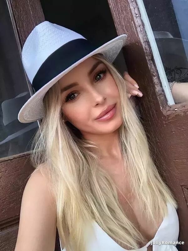 Maria Profile image 5