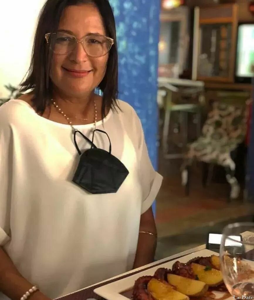 Olena Profile image 3