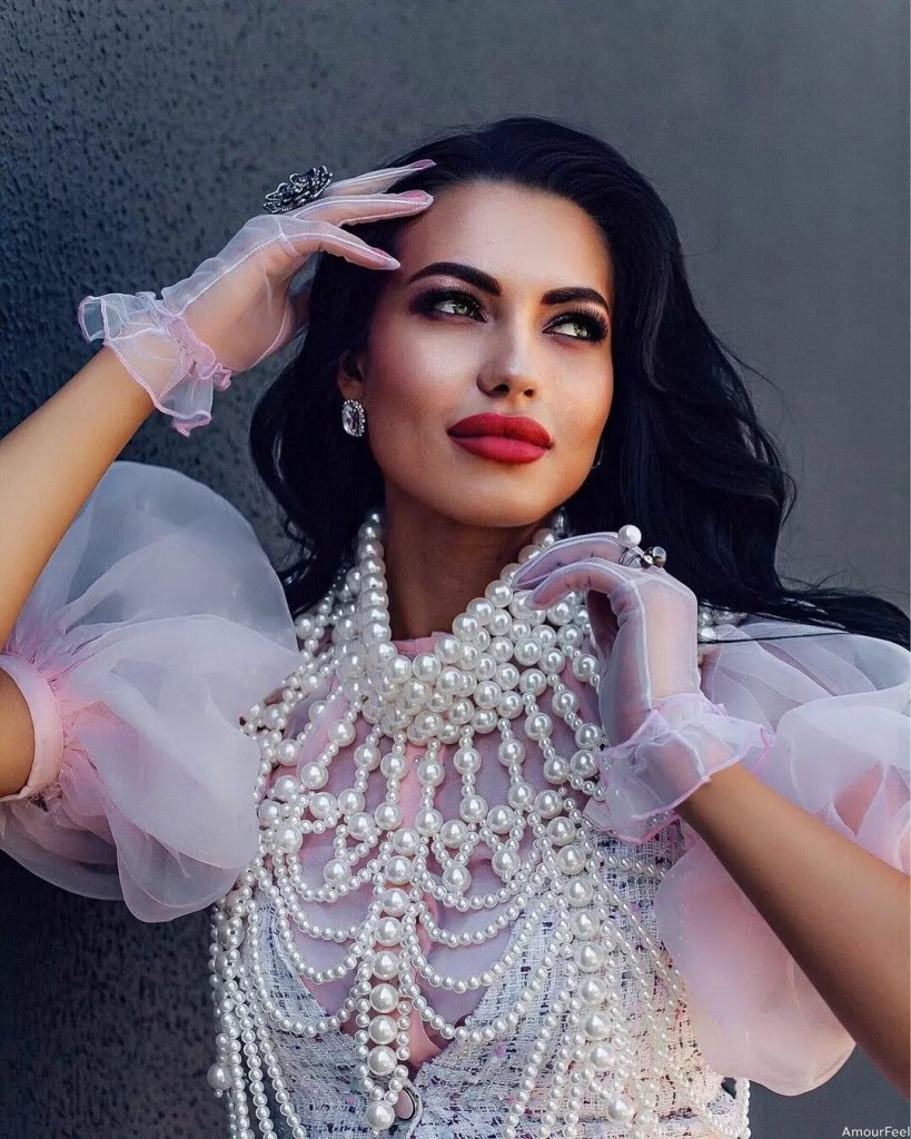 Ekaterina Profile image 5