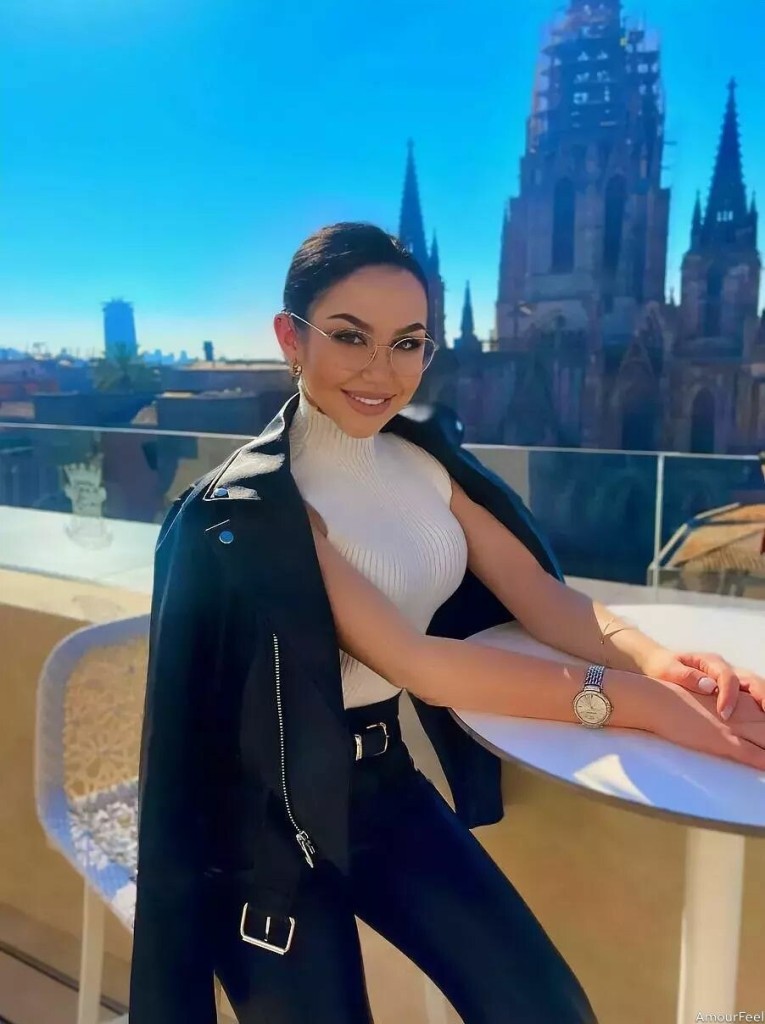 Kristina Profile image 3