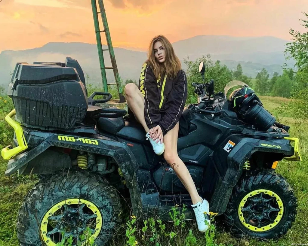 Alona Profile image 5