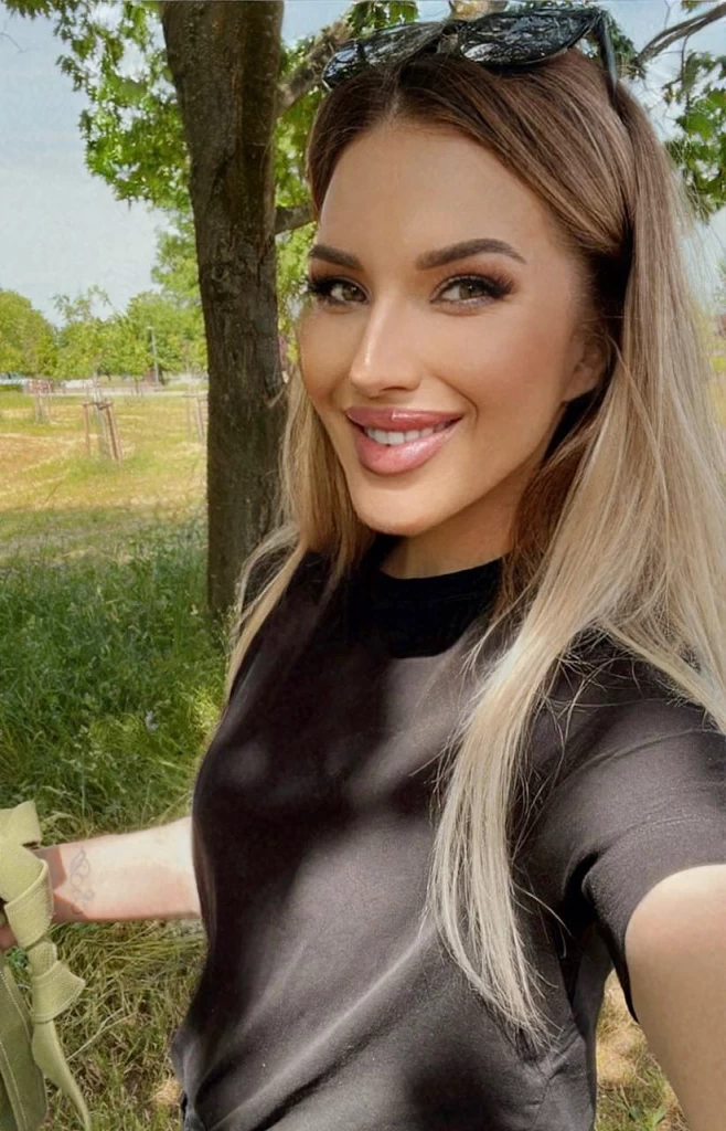 Olena Profile image 6