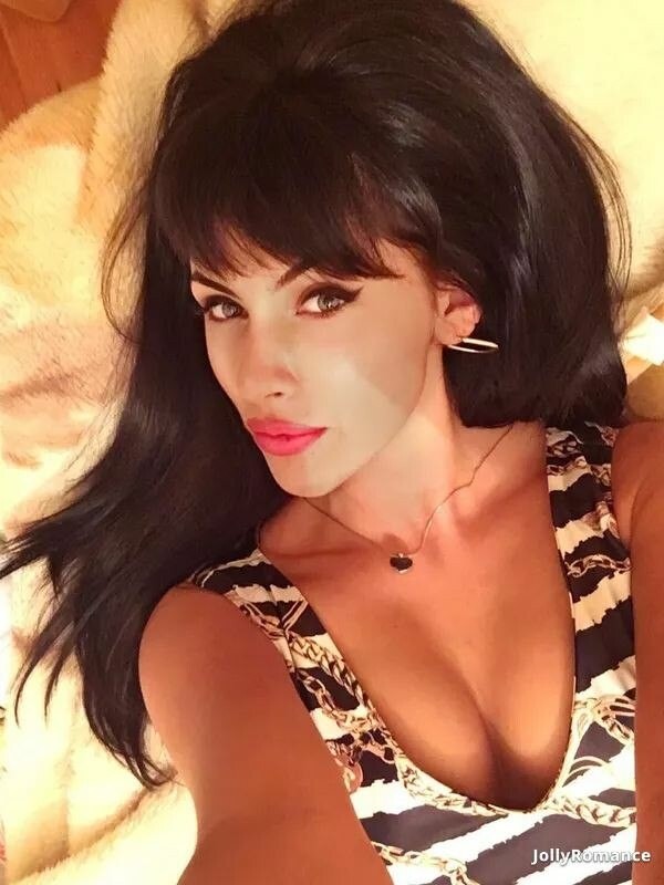 Maria Profile image 1