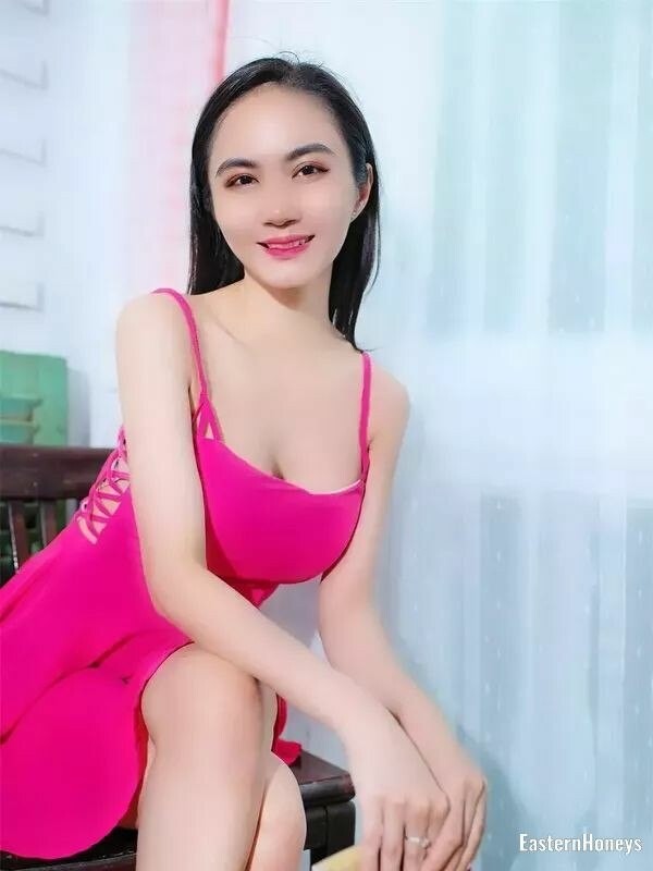 Hellen Profile image 2