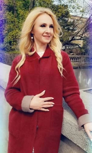 Viktoriya Profile image 8