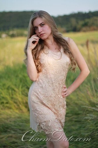 Julia Profile image 2