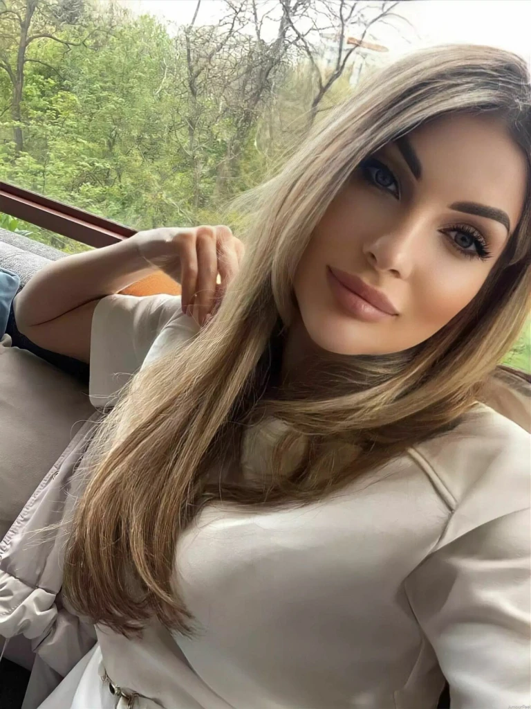 Ecaterina Profile image 6