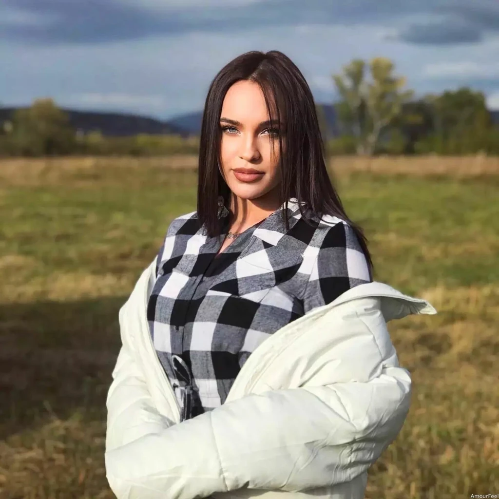 Viktoriya Profile image 5