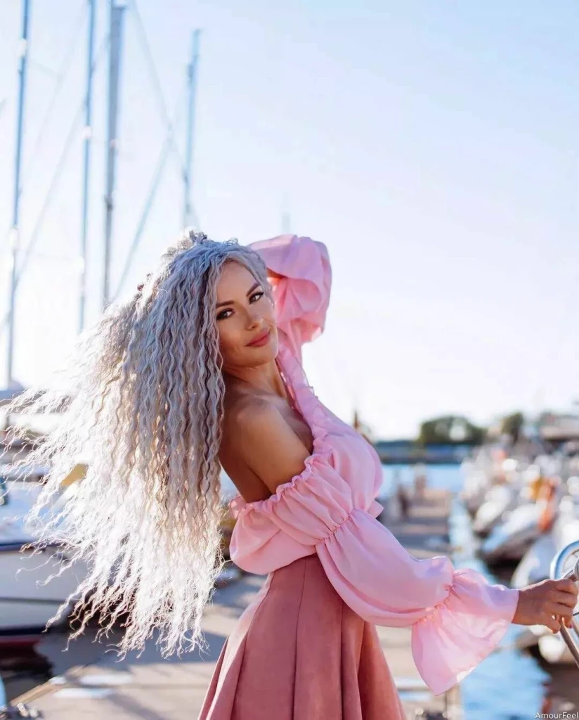 Nadejda Profile image 6