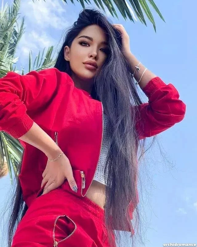 Dinara Profile image 5