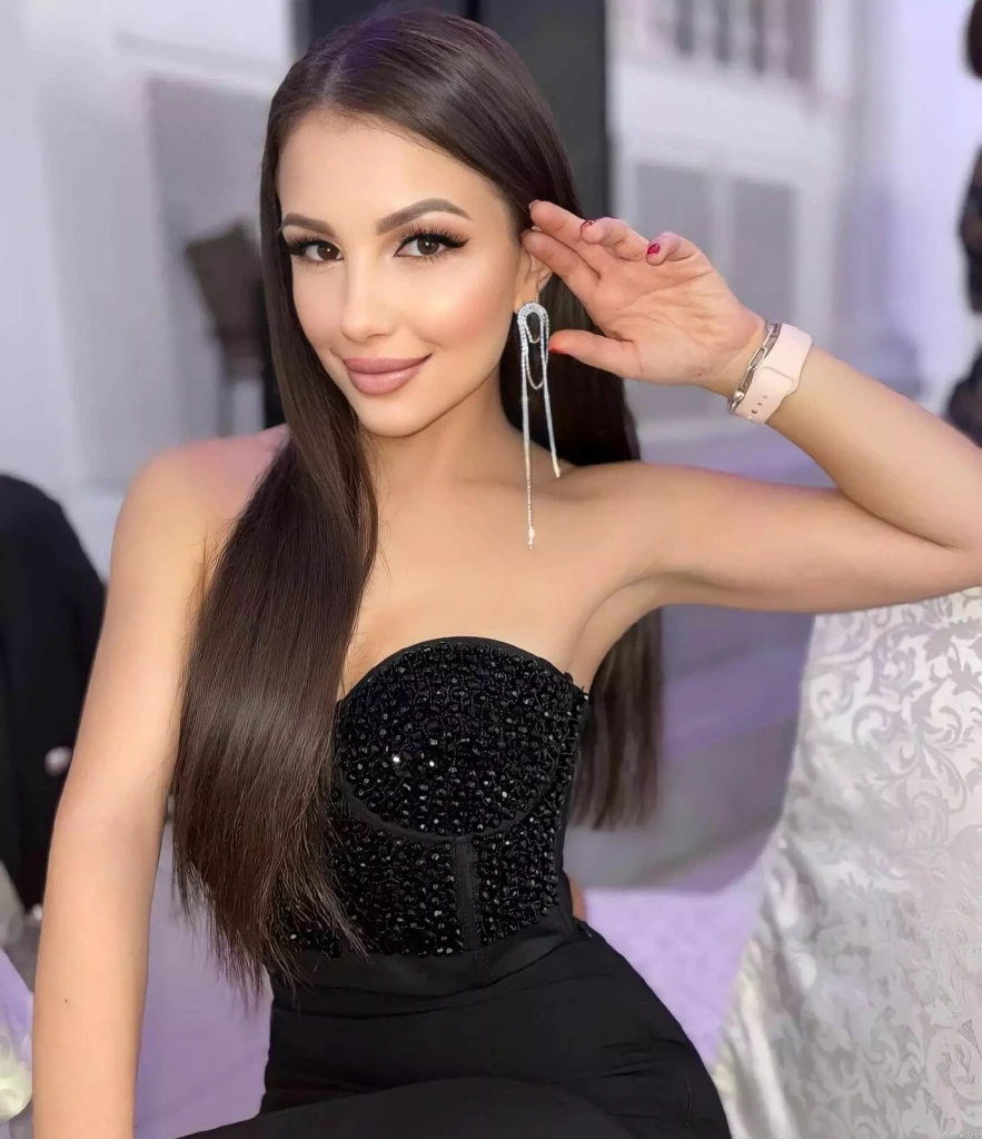 Viktoriya Profile image 4