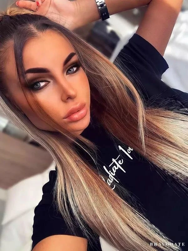 Olga Profile image 4