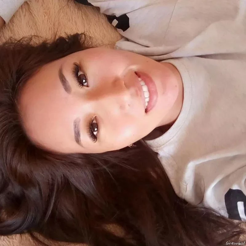 Natalia Profile image 5