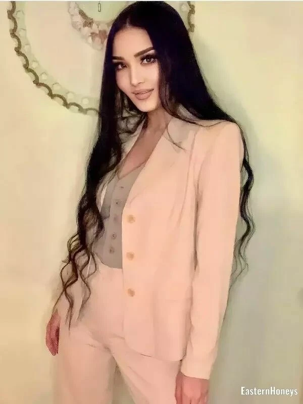 Zara Profile image 1