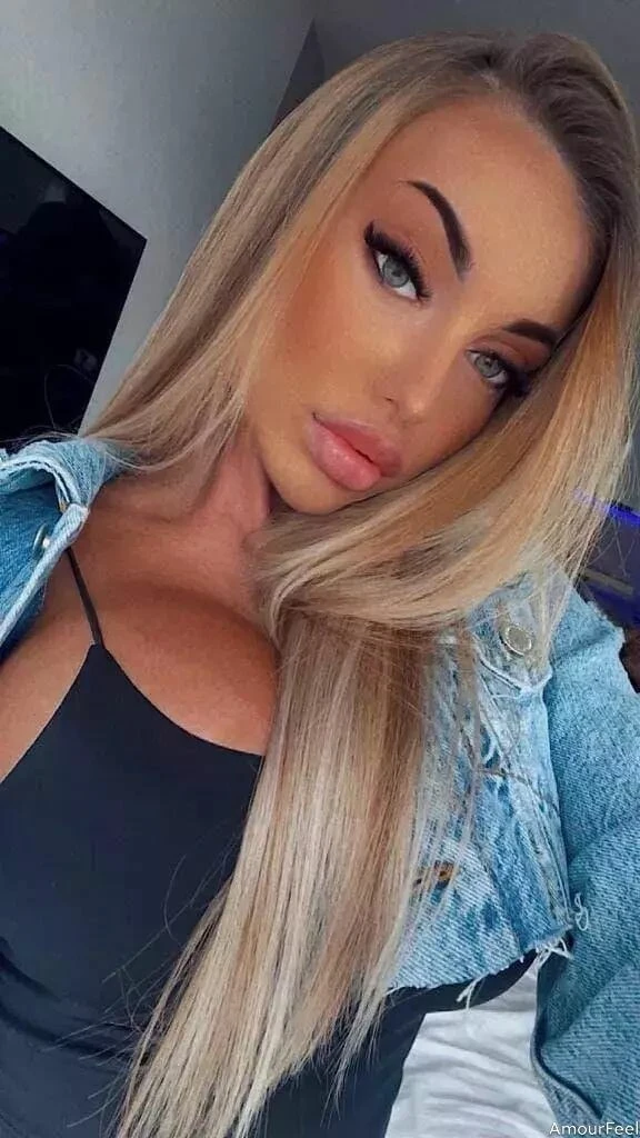 Alina Roxana Profile image 5