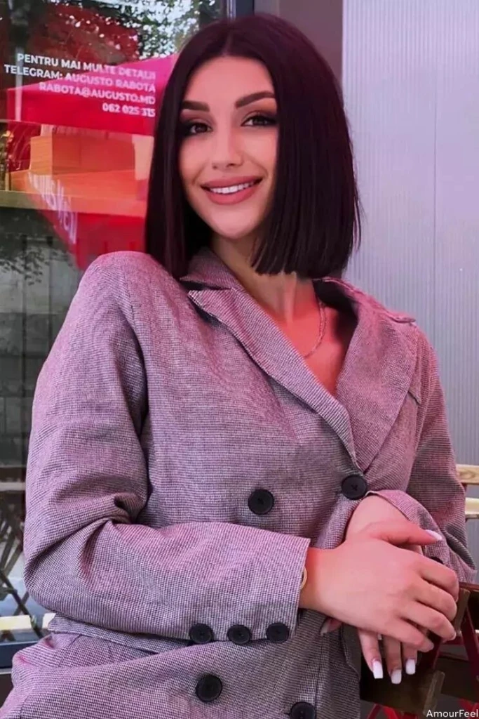 Dorina Profile image 5