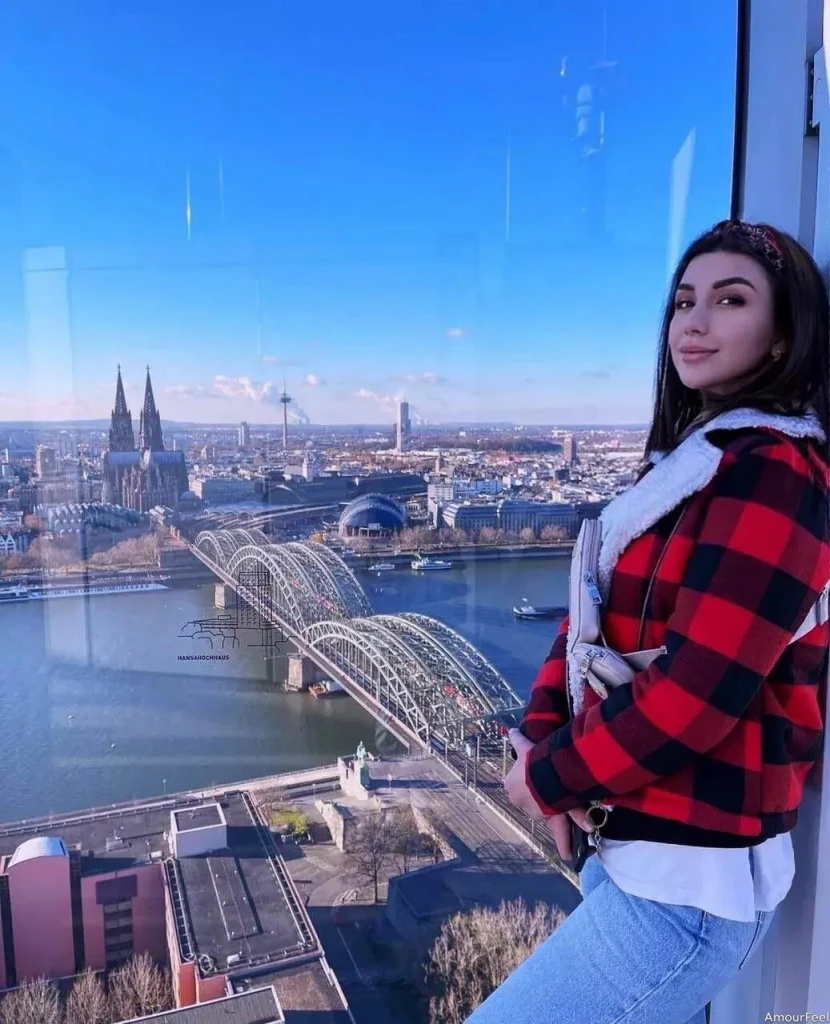 Dorina Profile image 3