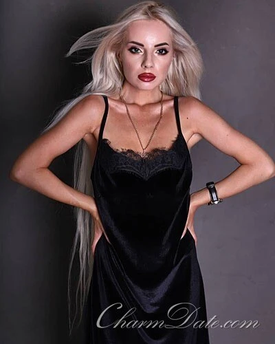 Anna Profile image 2