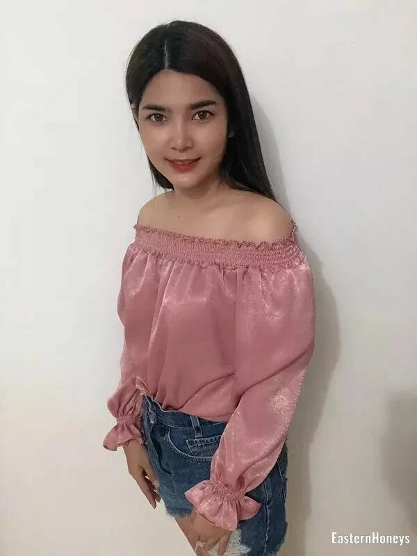 Lisa Profile image 6