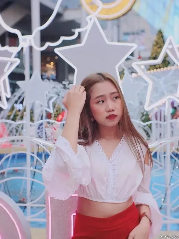 Suphatsorn Profile image 1