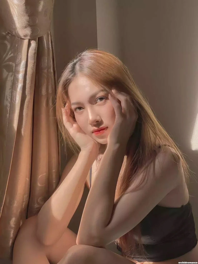 Parichat Profile image 1