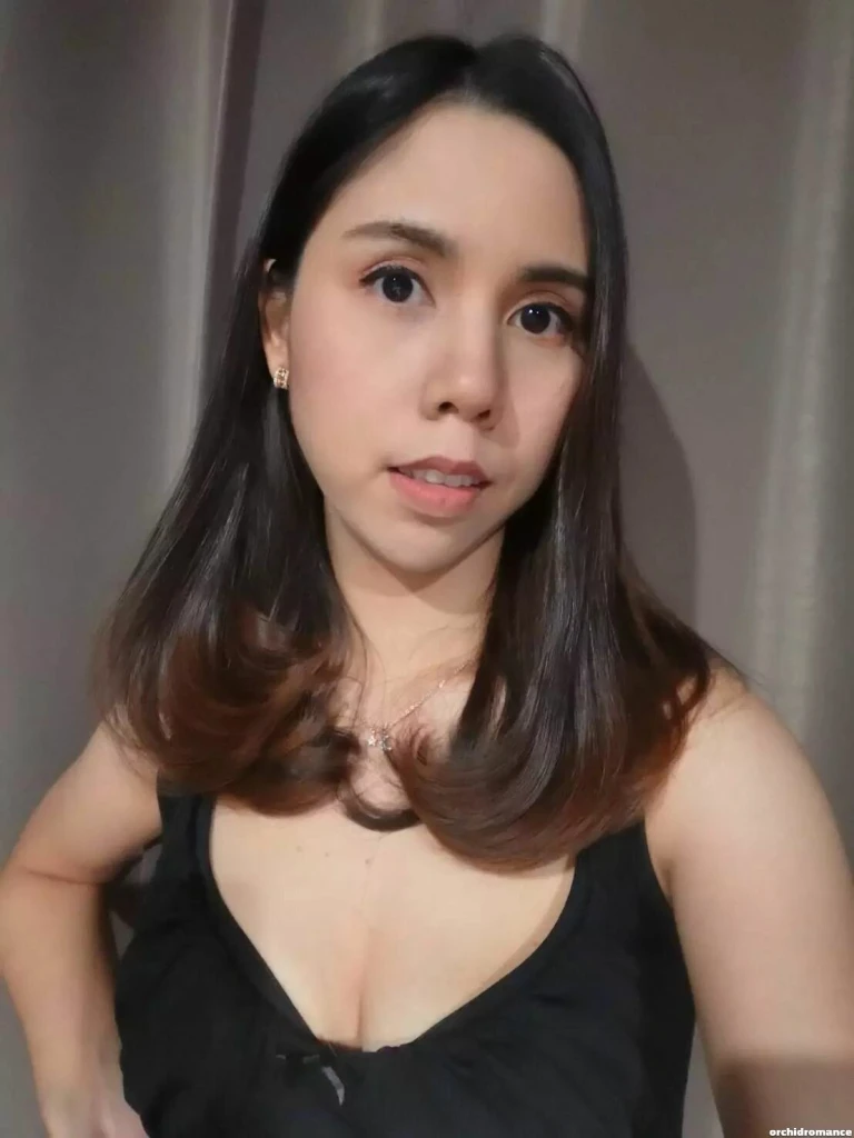 Porayee Profile image 2