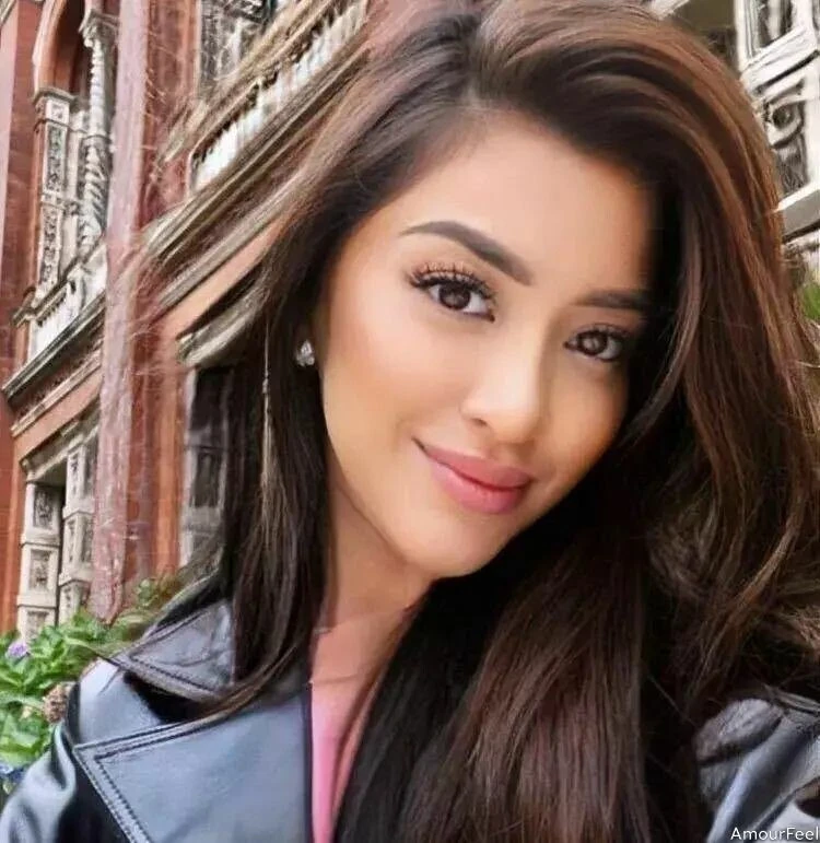 Anna Profile image 4