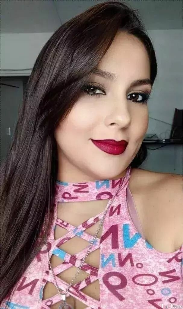 Sandra Profile image 3