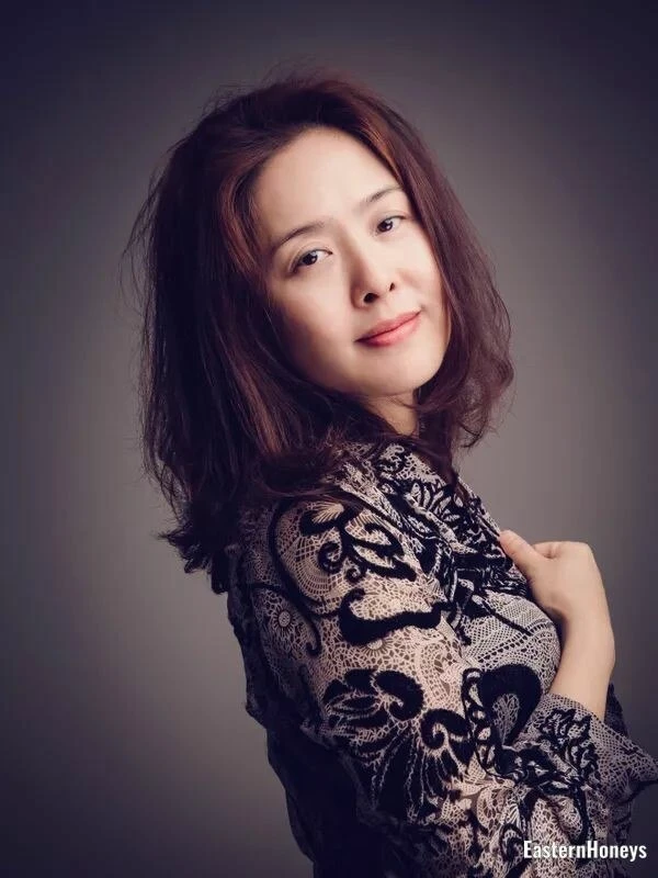 Inna Profile image 5