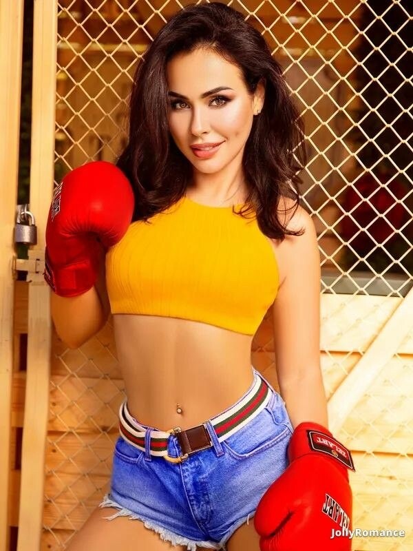 Alla Profile image 5