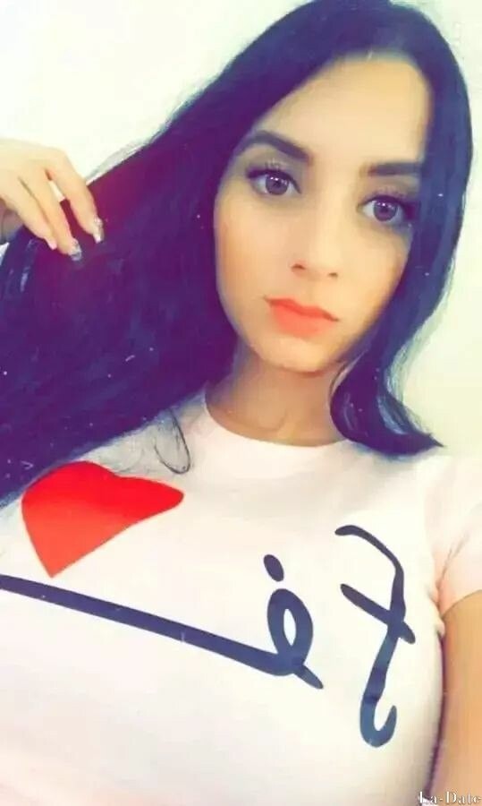 Andreina Profile image 6