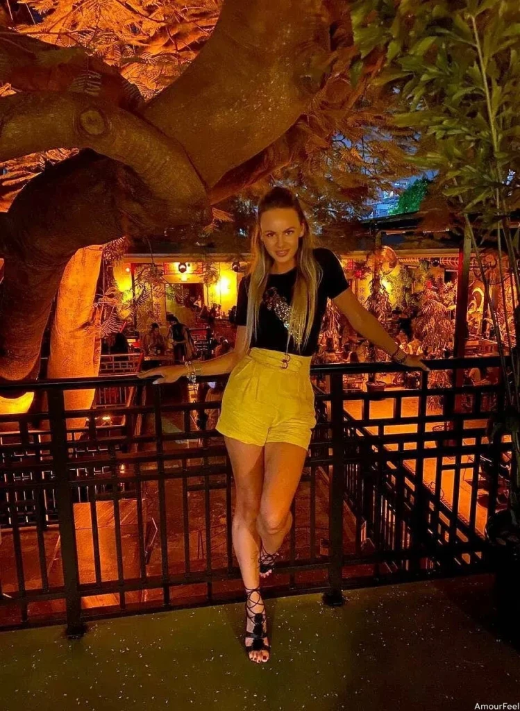 Halyna Profile image 2