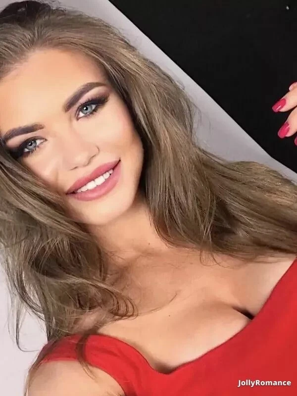 Diana Profile image 4