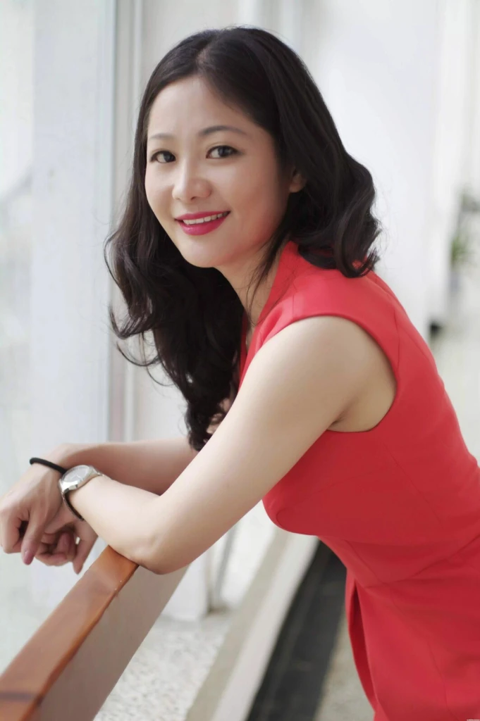 Yuliia Profile image 4