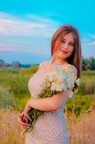 Anna Profile image 2