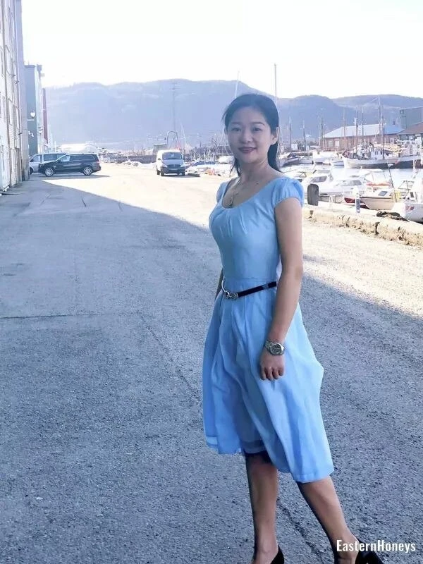 Marsela Profile image 5