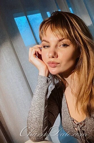 Anna Profile image 2