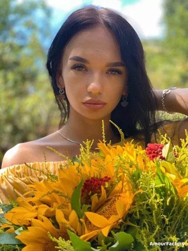 Olga Profile image 5