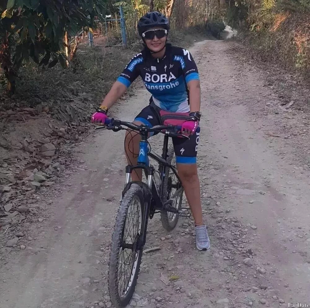 Anna Profile image 5