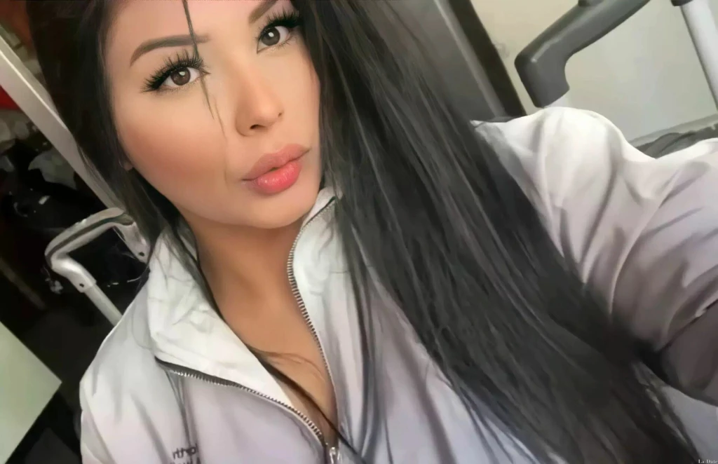 Nomar Profile image 2