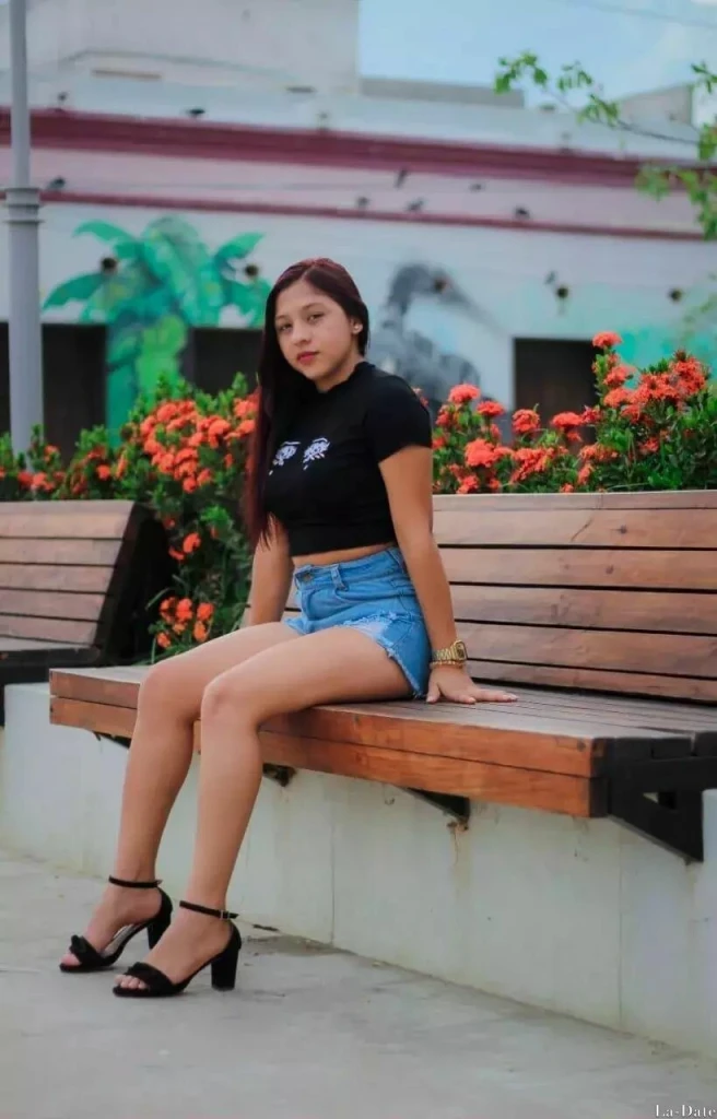 Julieth Profile image 6